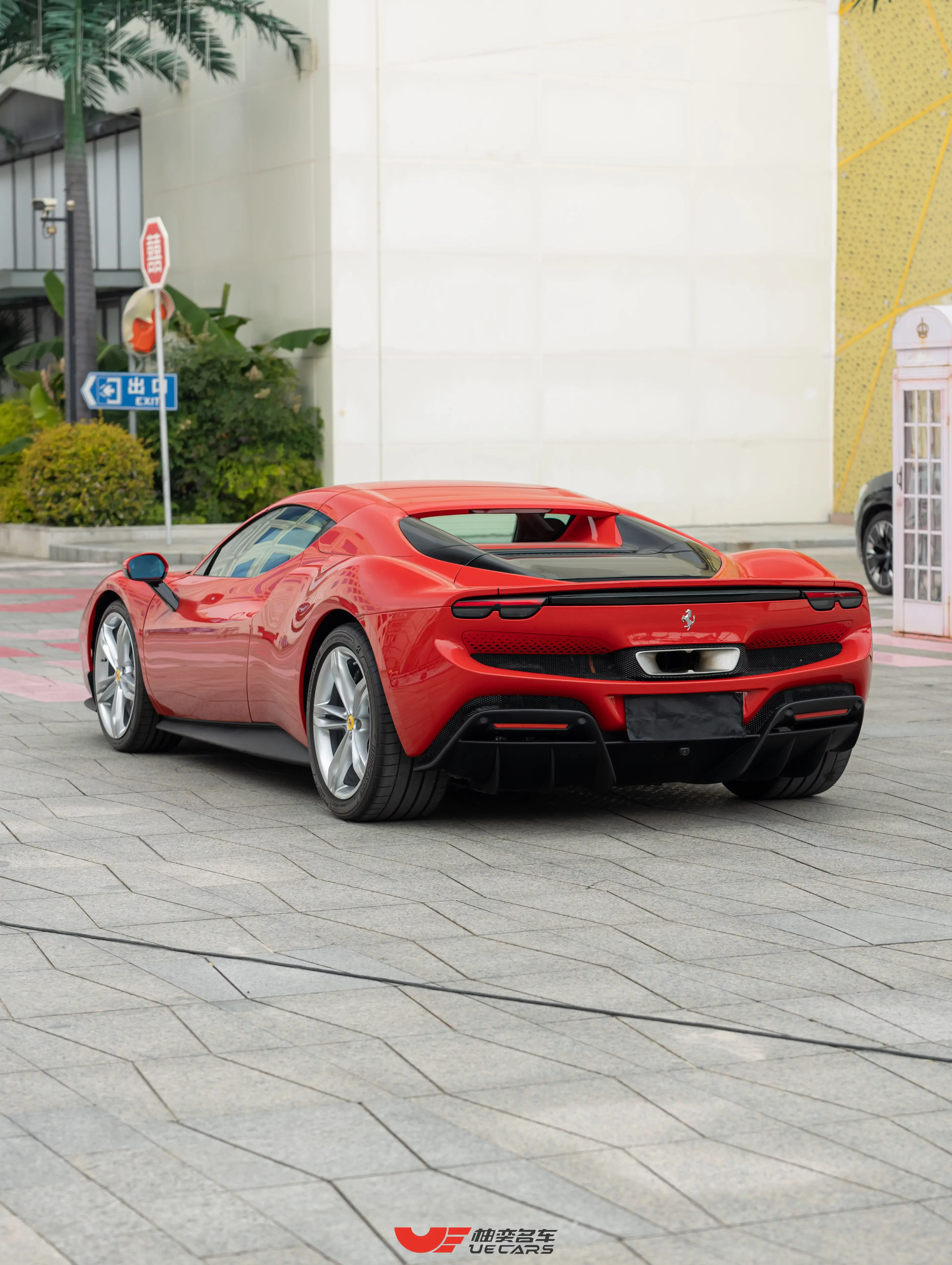 Ferrari 296