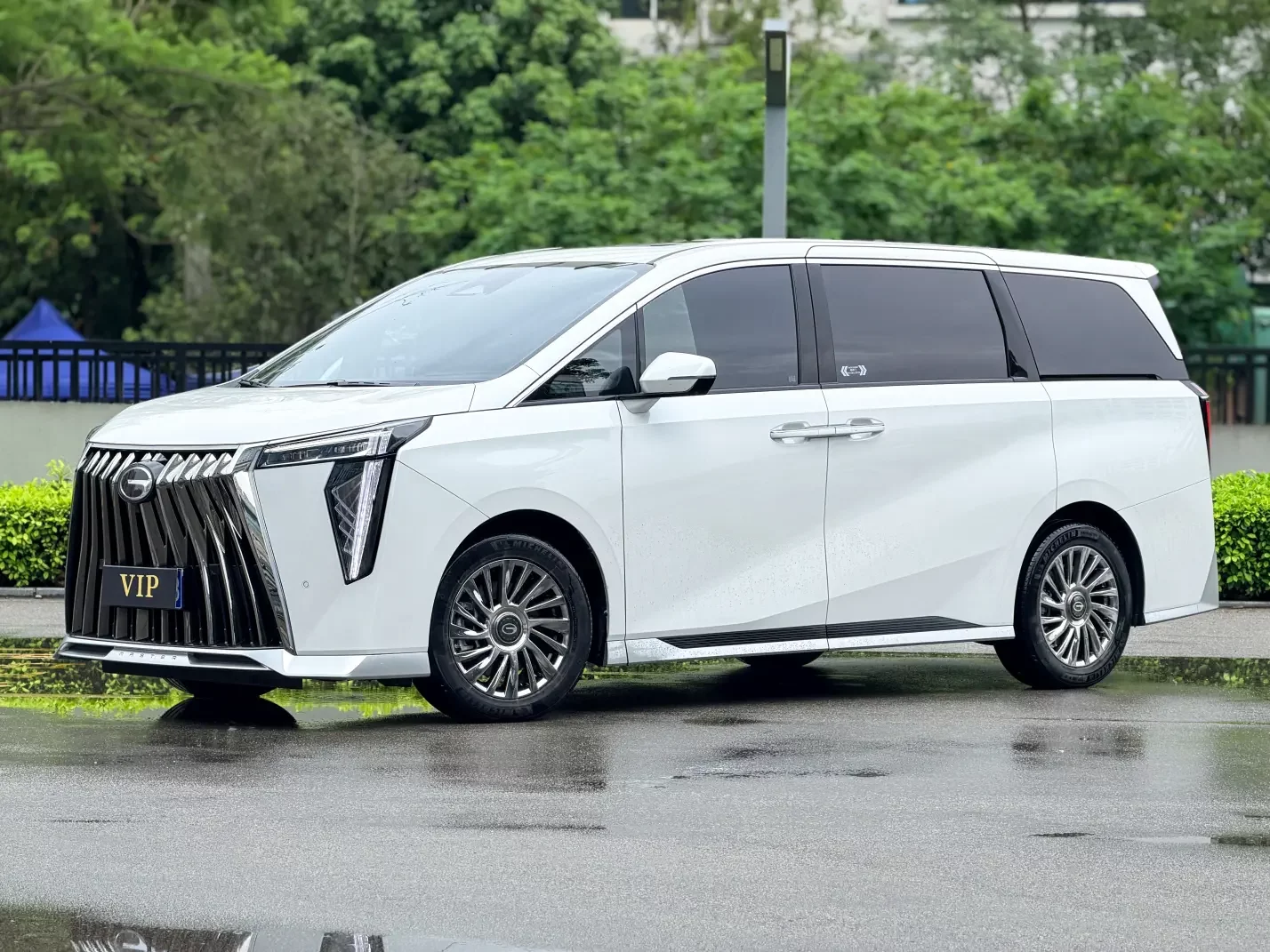 GAC Trumpchi M8