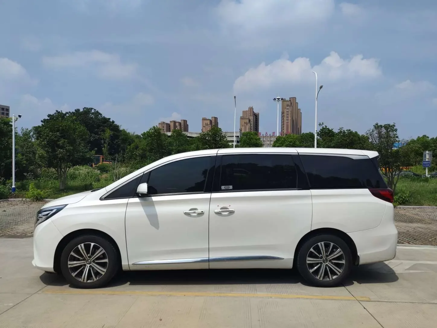 GAC Trumpchi M8