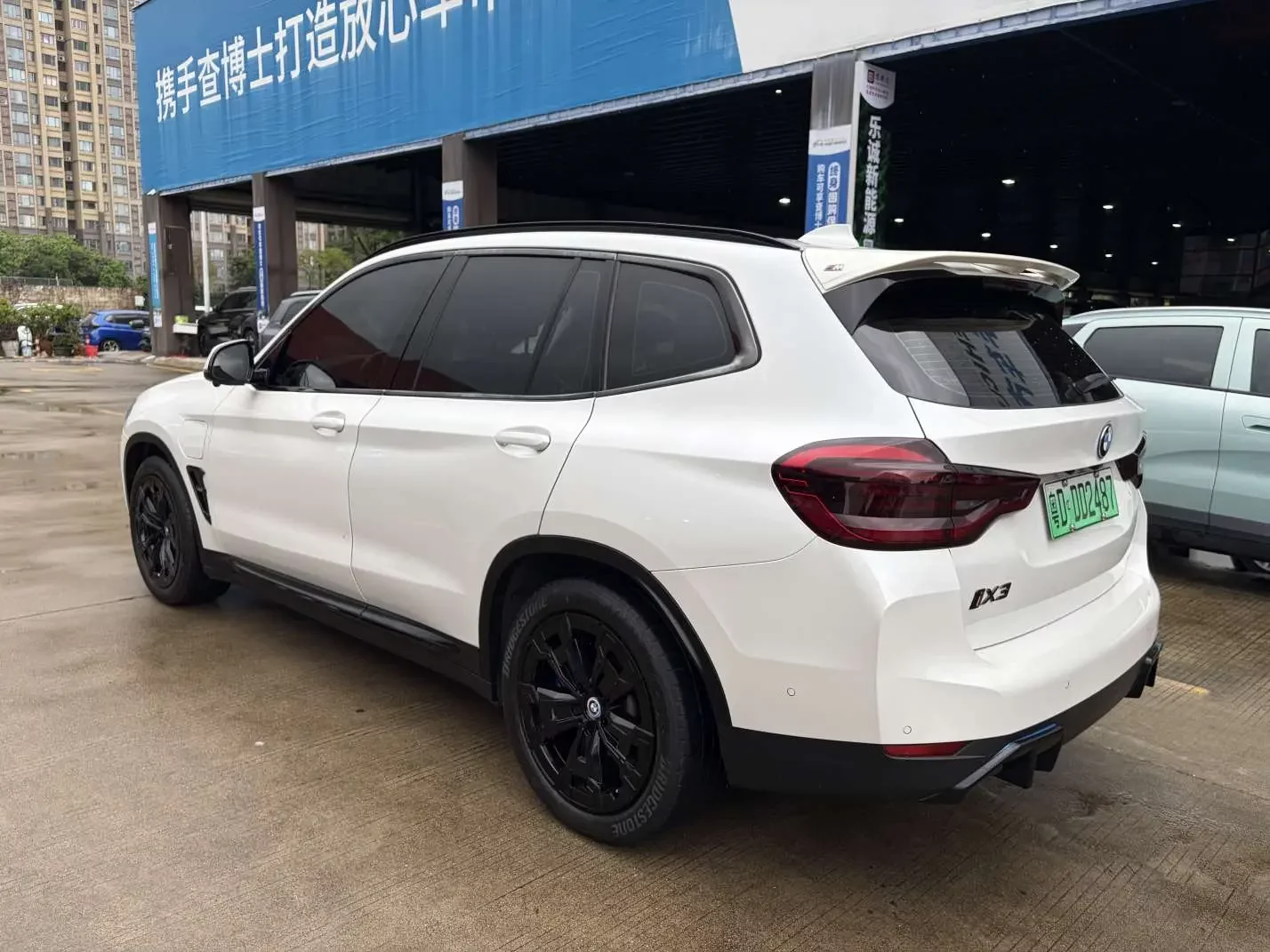 BMW iX3