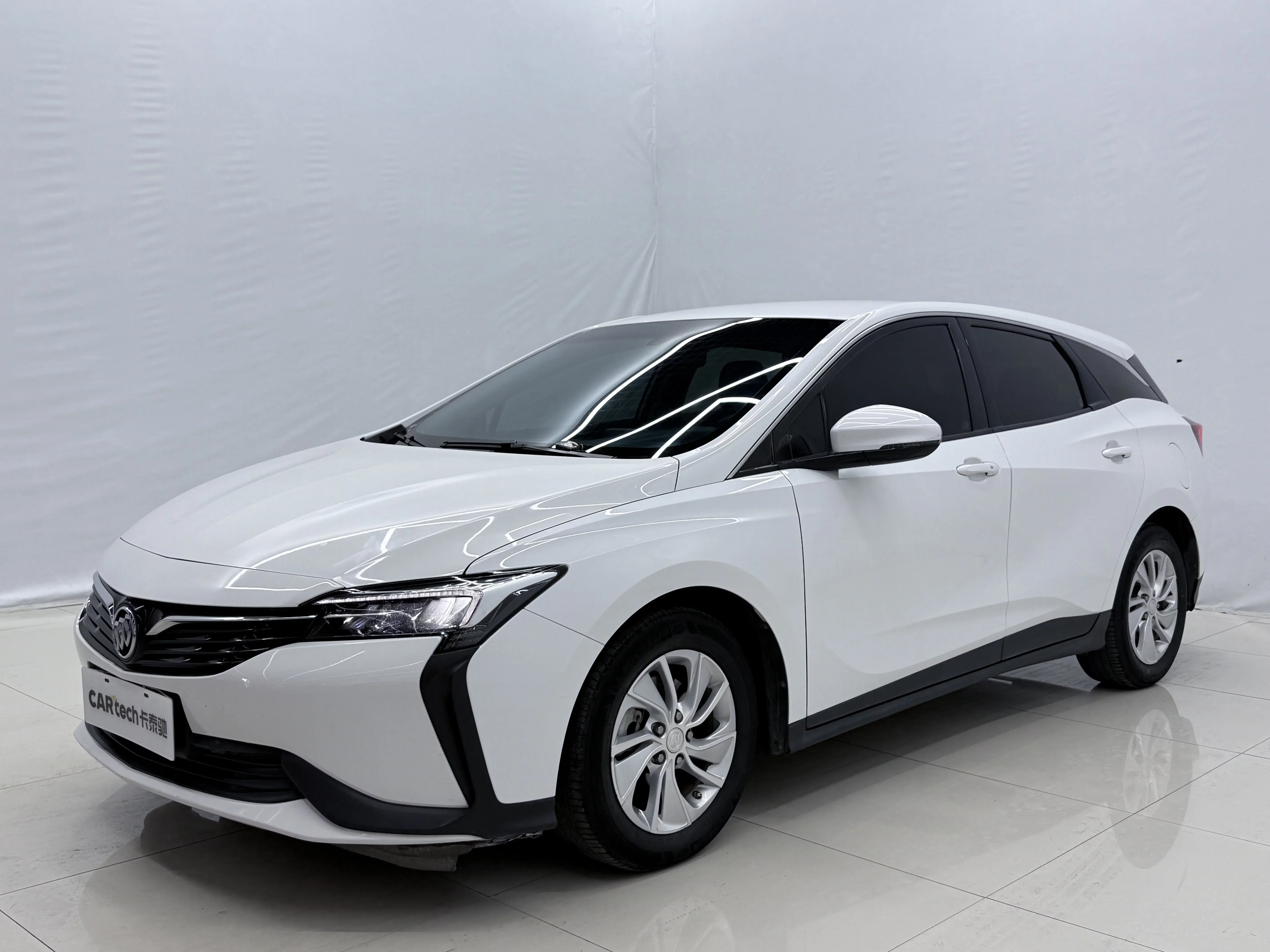 Buick Weilan 6 PHEV