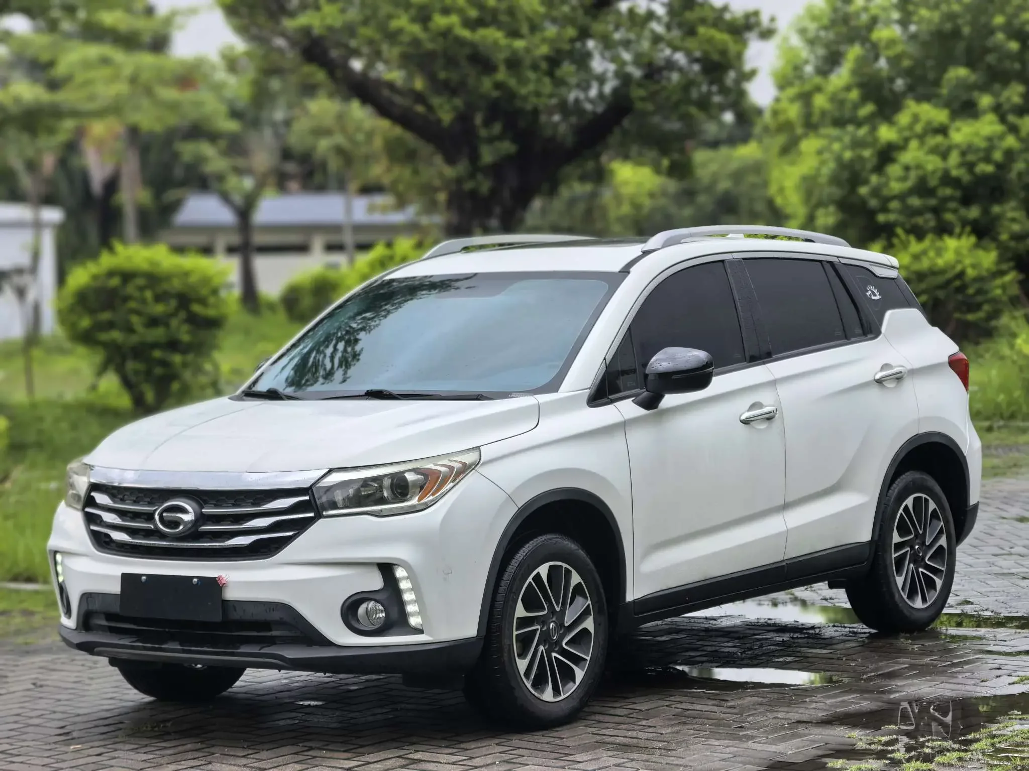 GAC Trumpchi GS4  из Китая