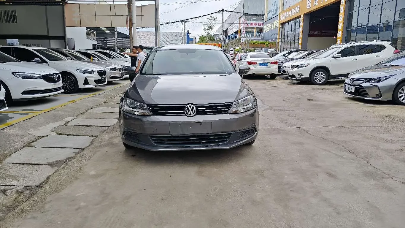 Volkswagen Sagitar