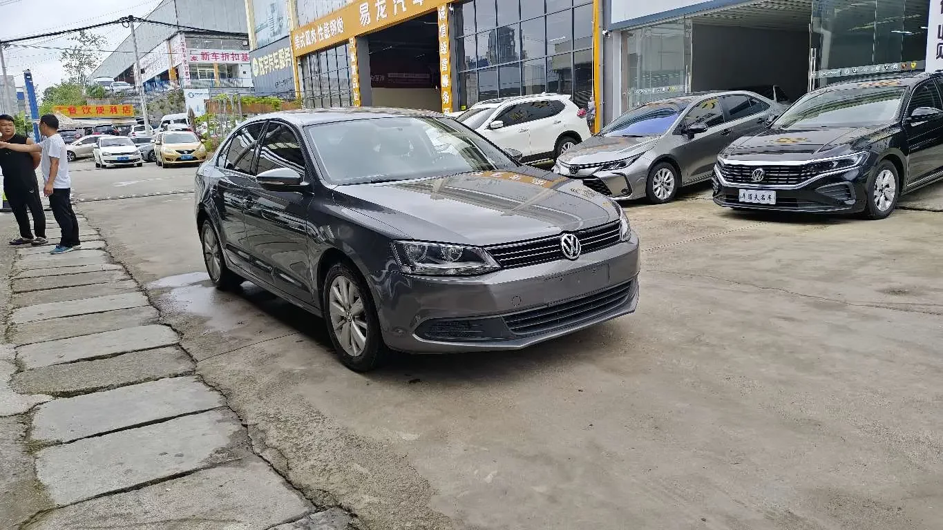 Volkswagen Sagitar