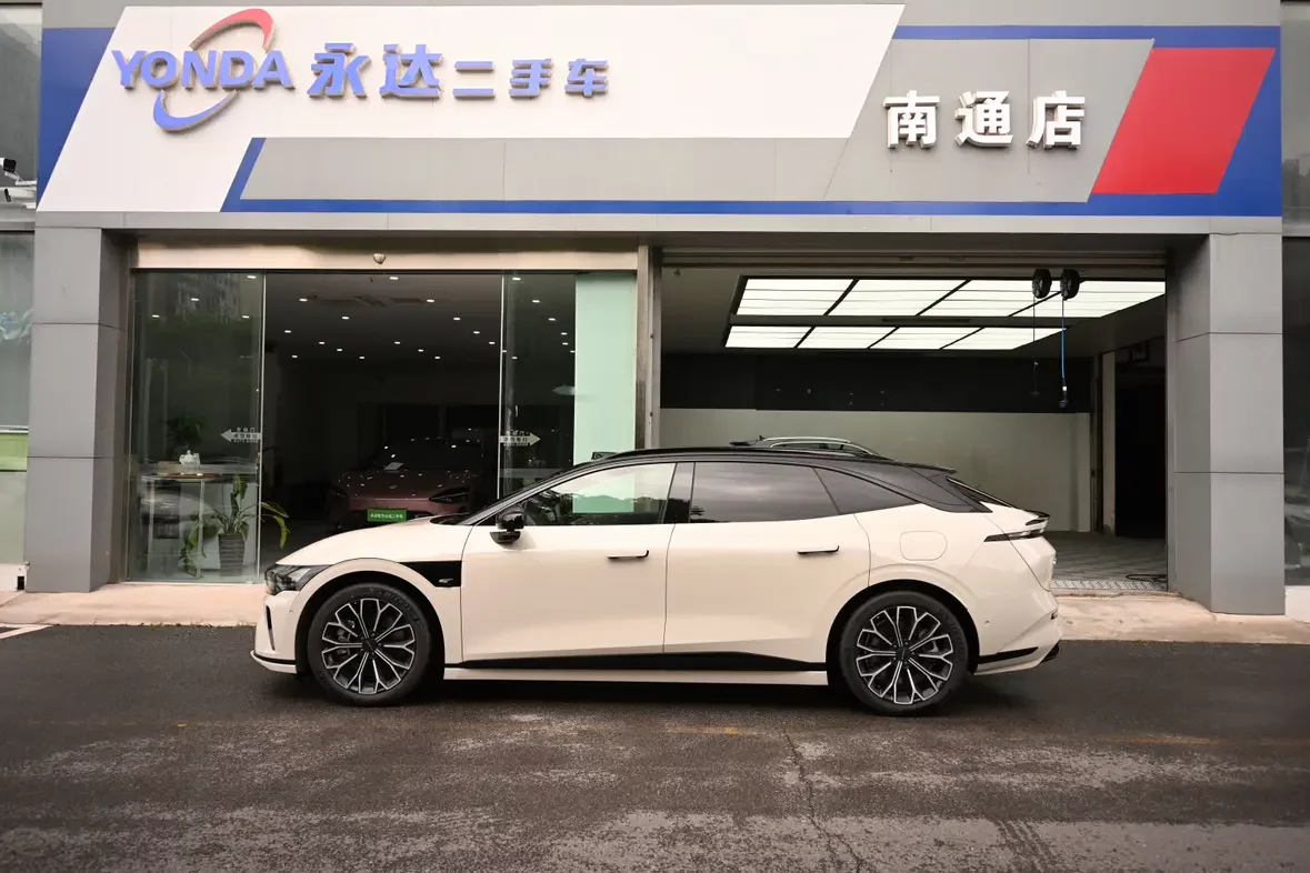 ZEEKR 007GT