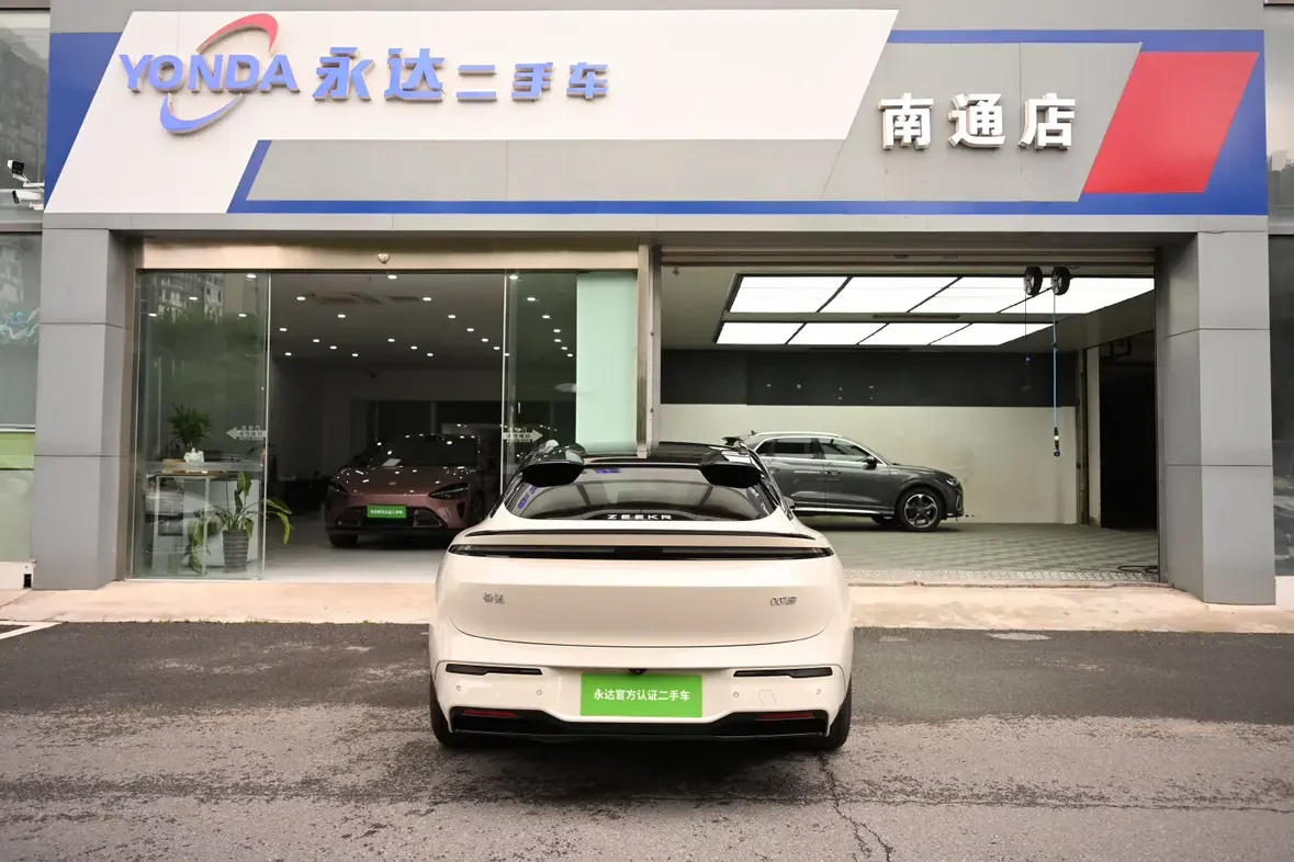ZEEKR 007GT