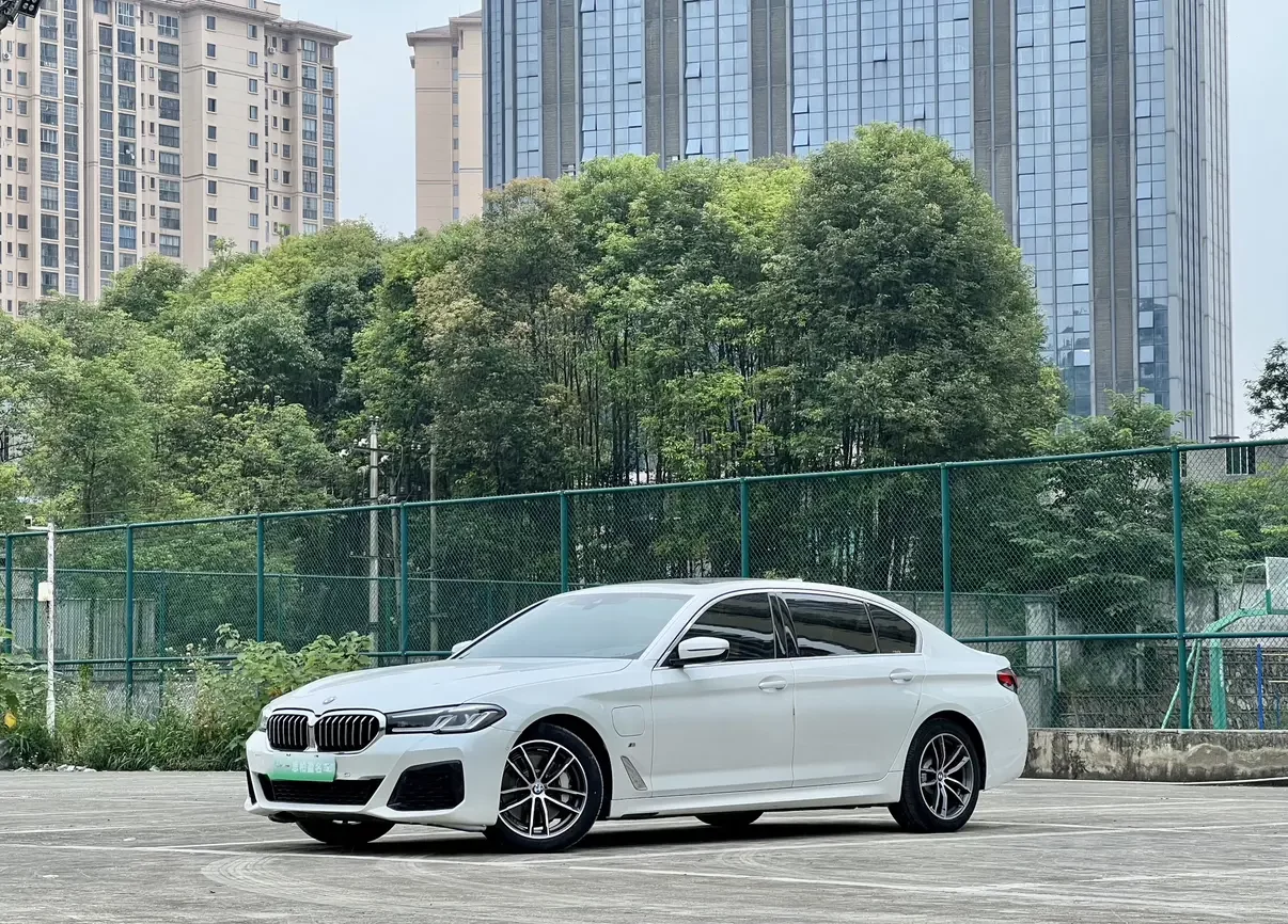 BMW 5 Series PHEV