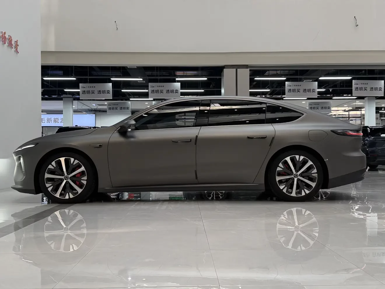 NIO ET7
