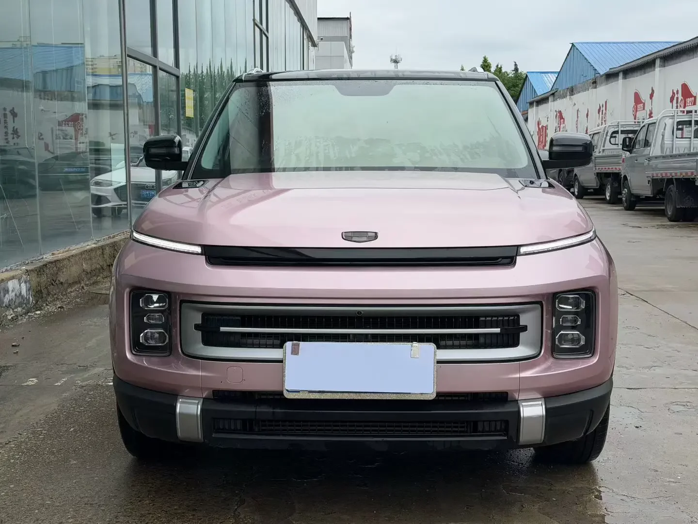 Geely ICON