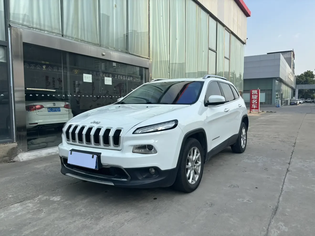 Jeep Cherokee  из Китая
