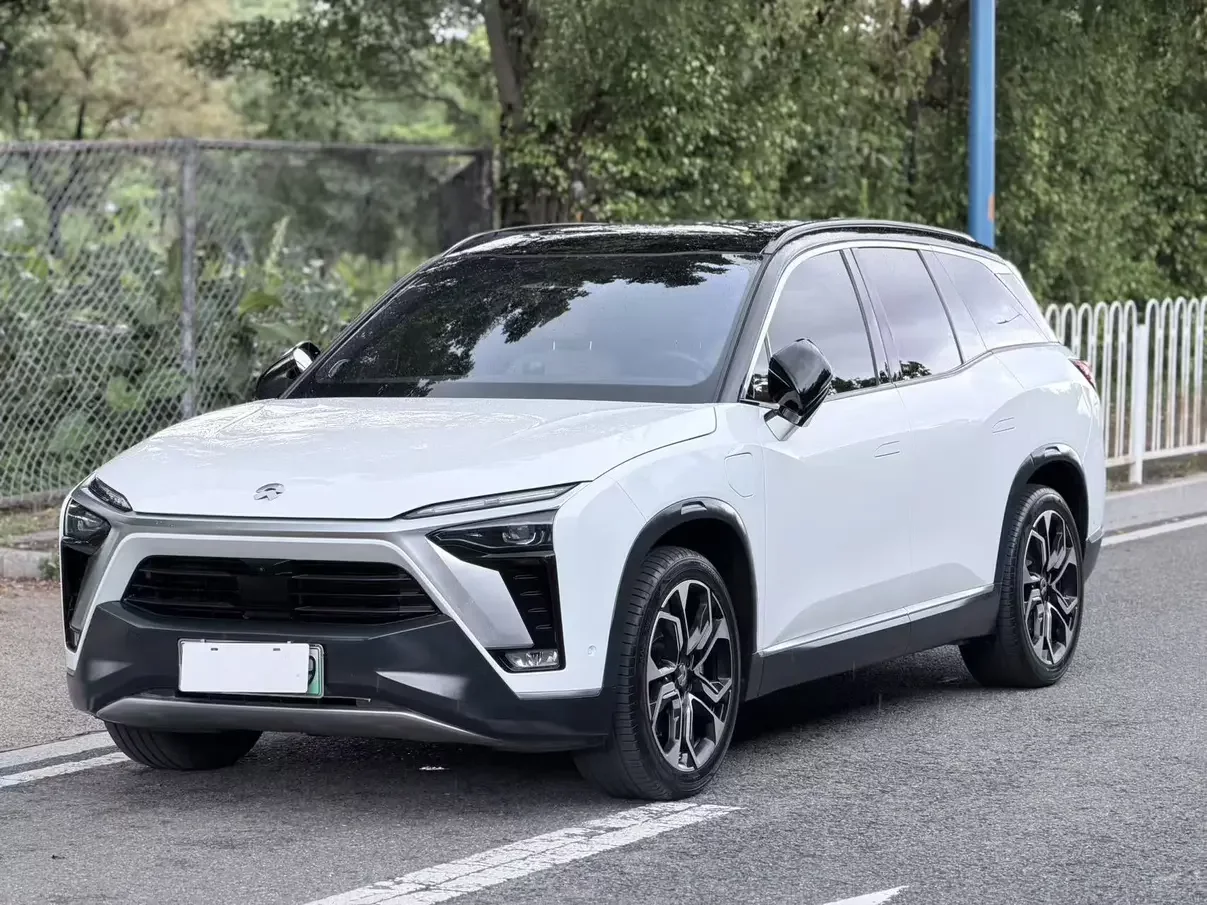 NIO ES8  из Китая