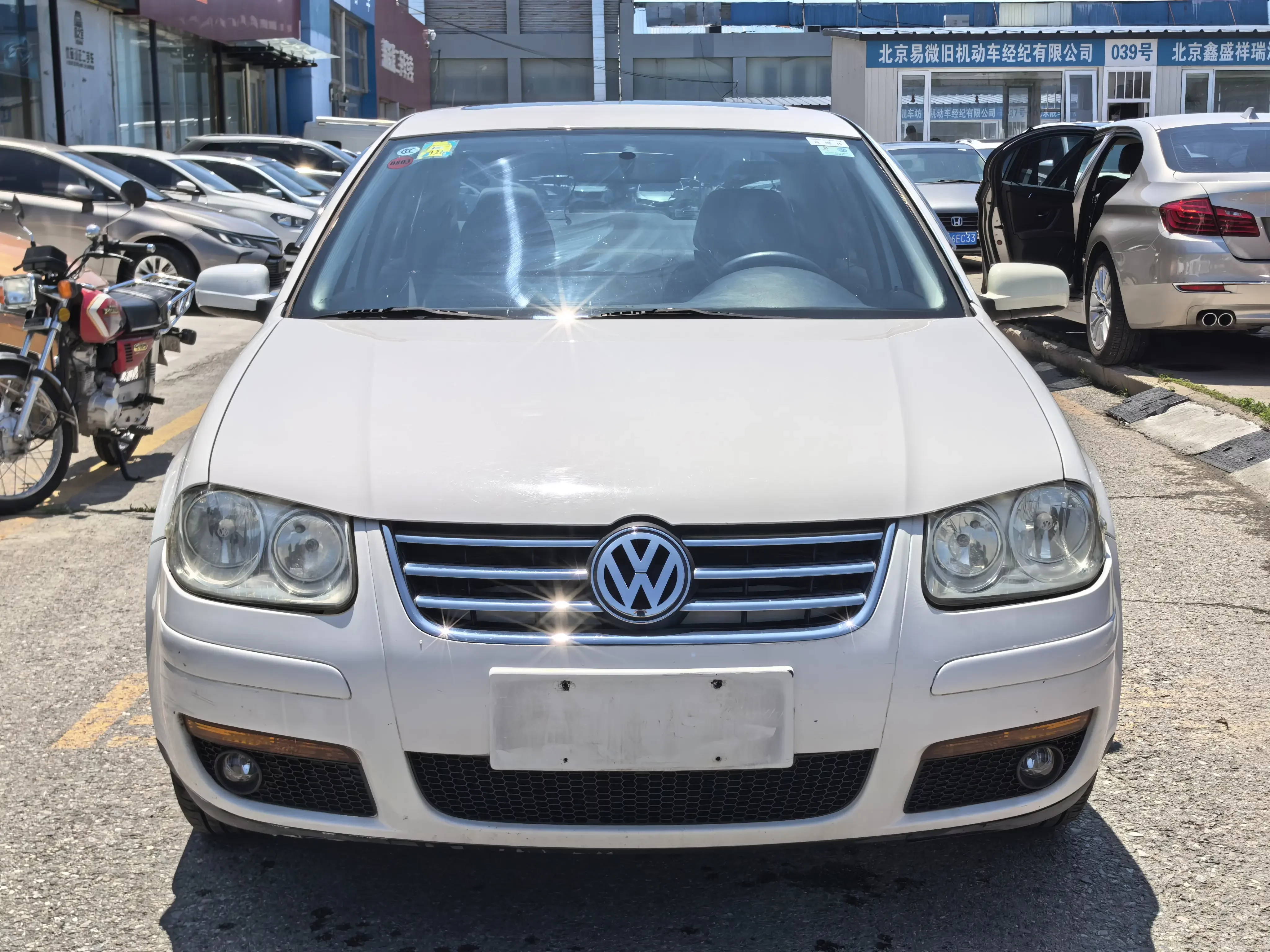 Volkswagen Bora Classic  из Китая