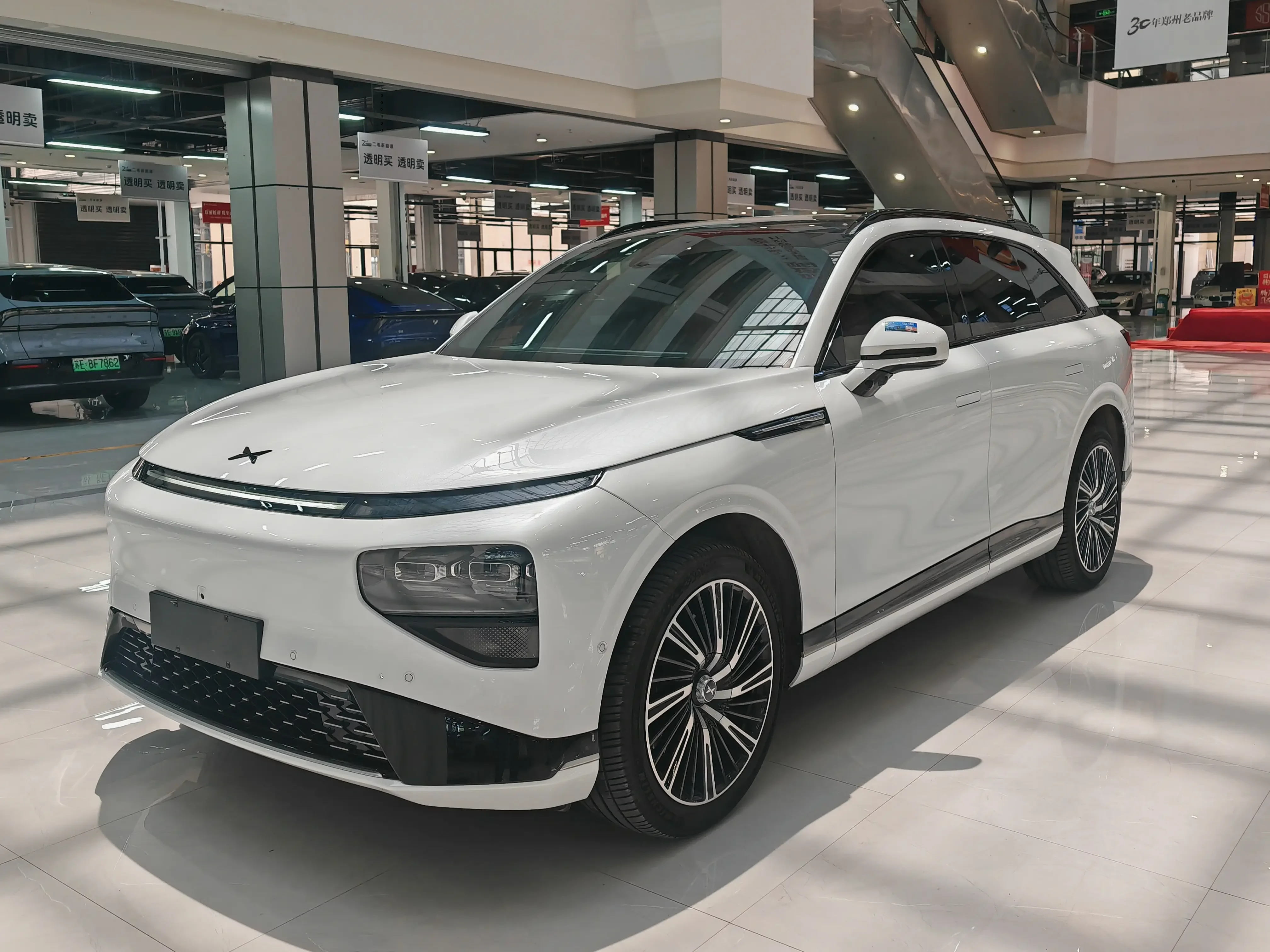 Xpeng G9