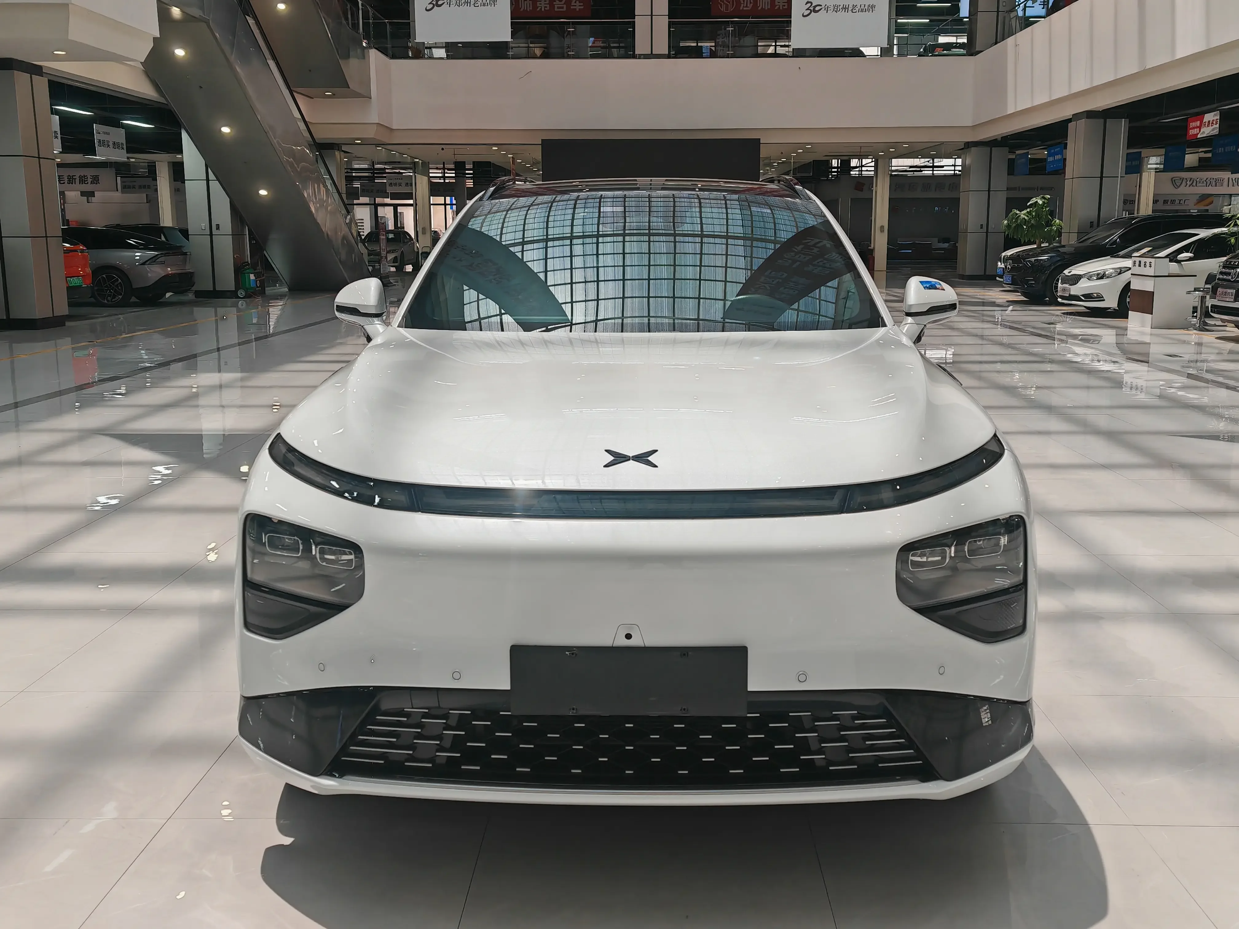 Xpeng G9