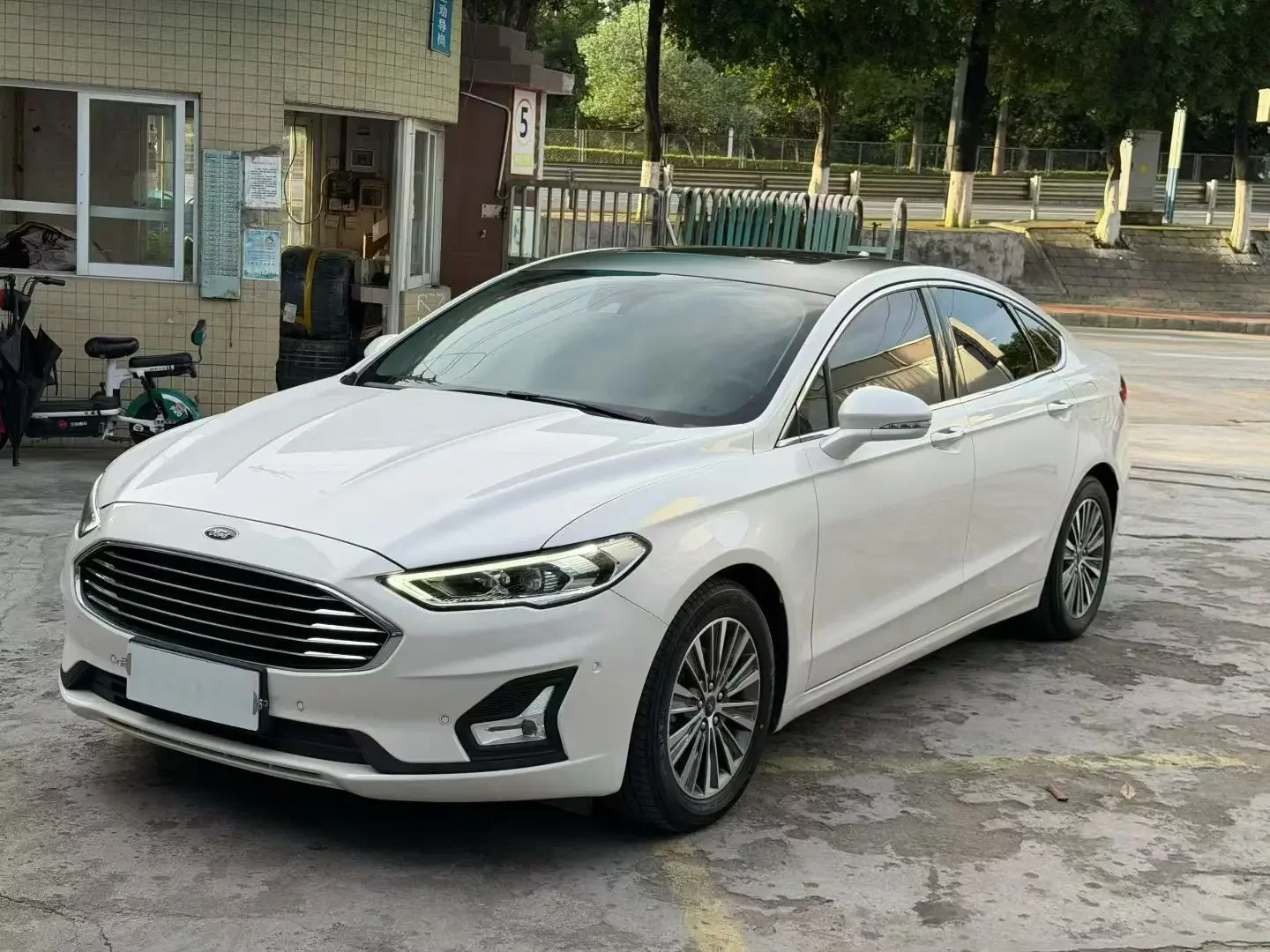 Ford Mondeo