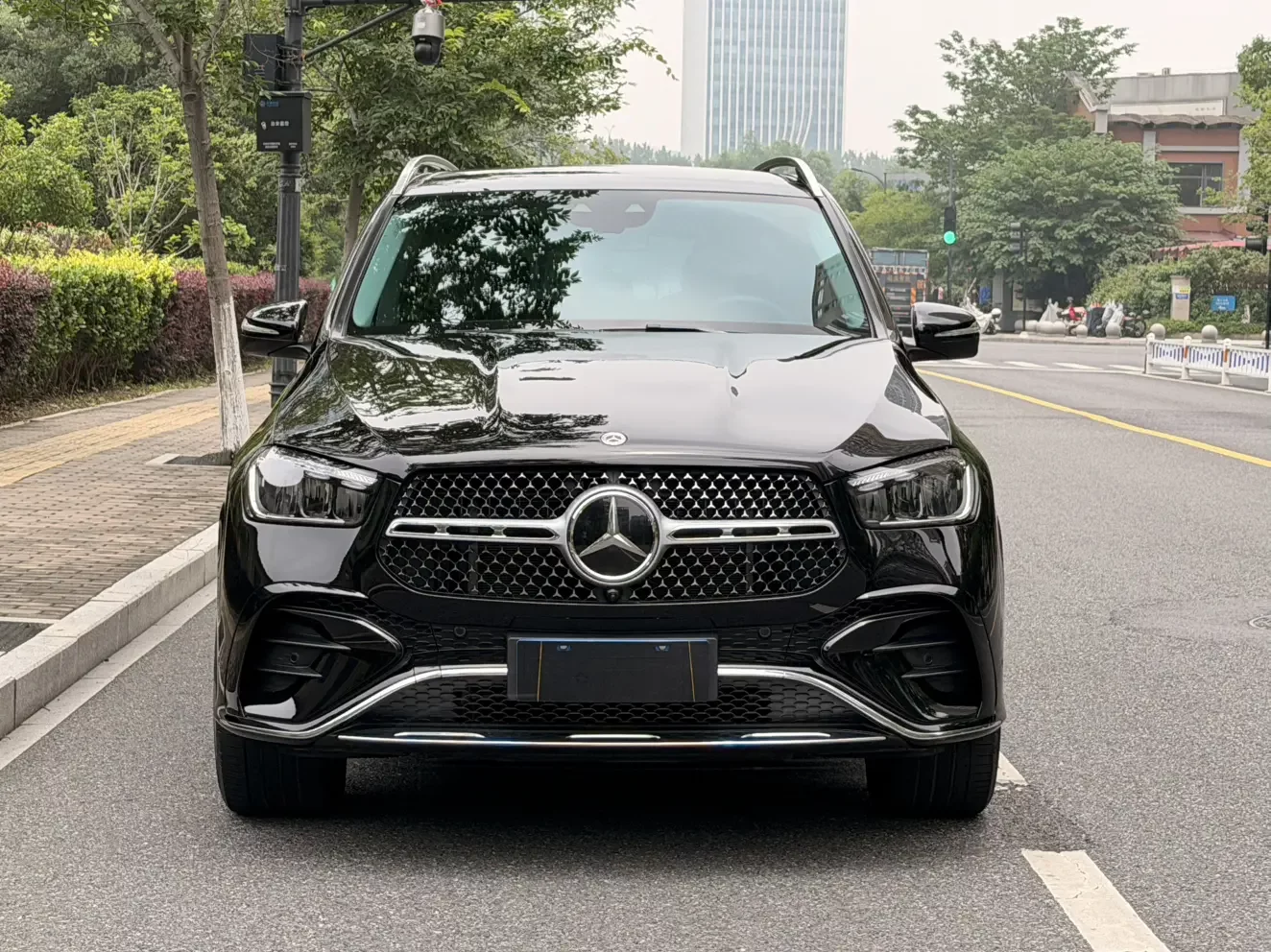 Mercedes-Benz GLE (Imported)