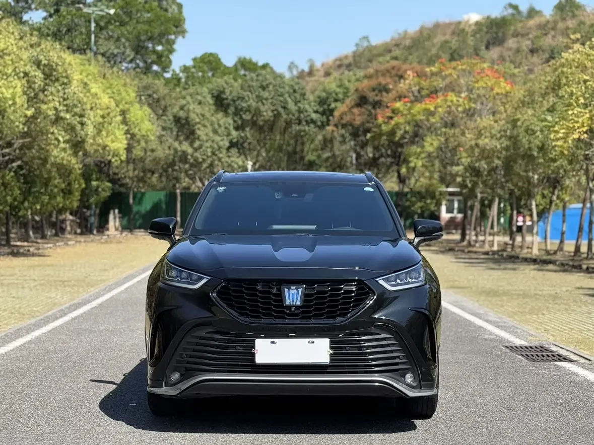 Toyota Crown Kluger