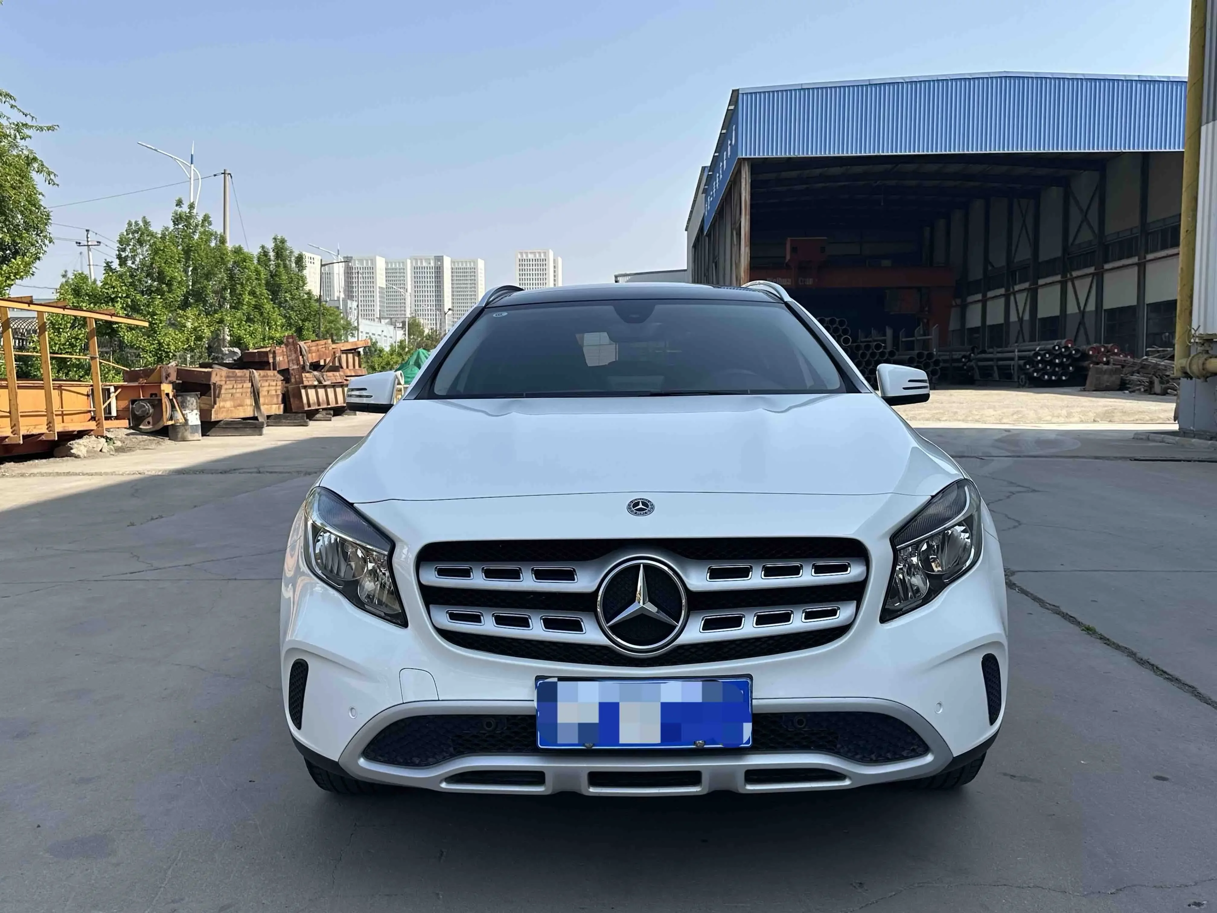 Mercedes-Benz GLA