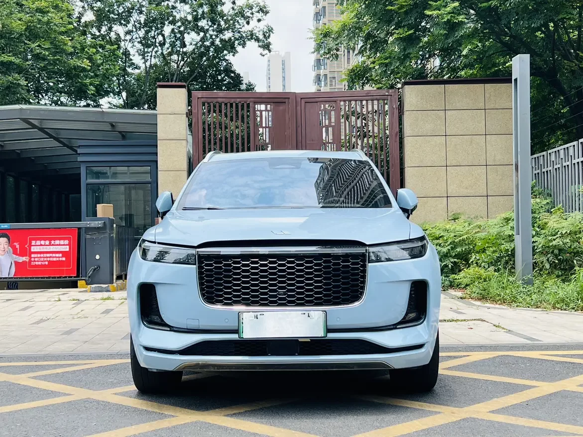 Li ONE (Ideal ONE)  из Китая