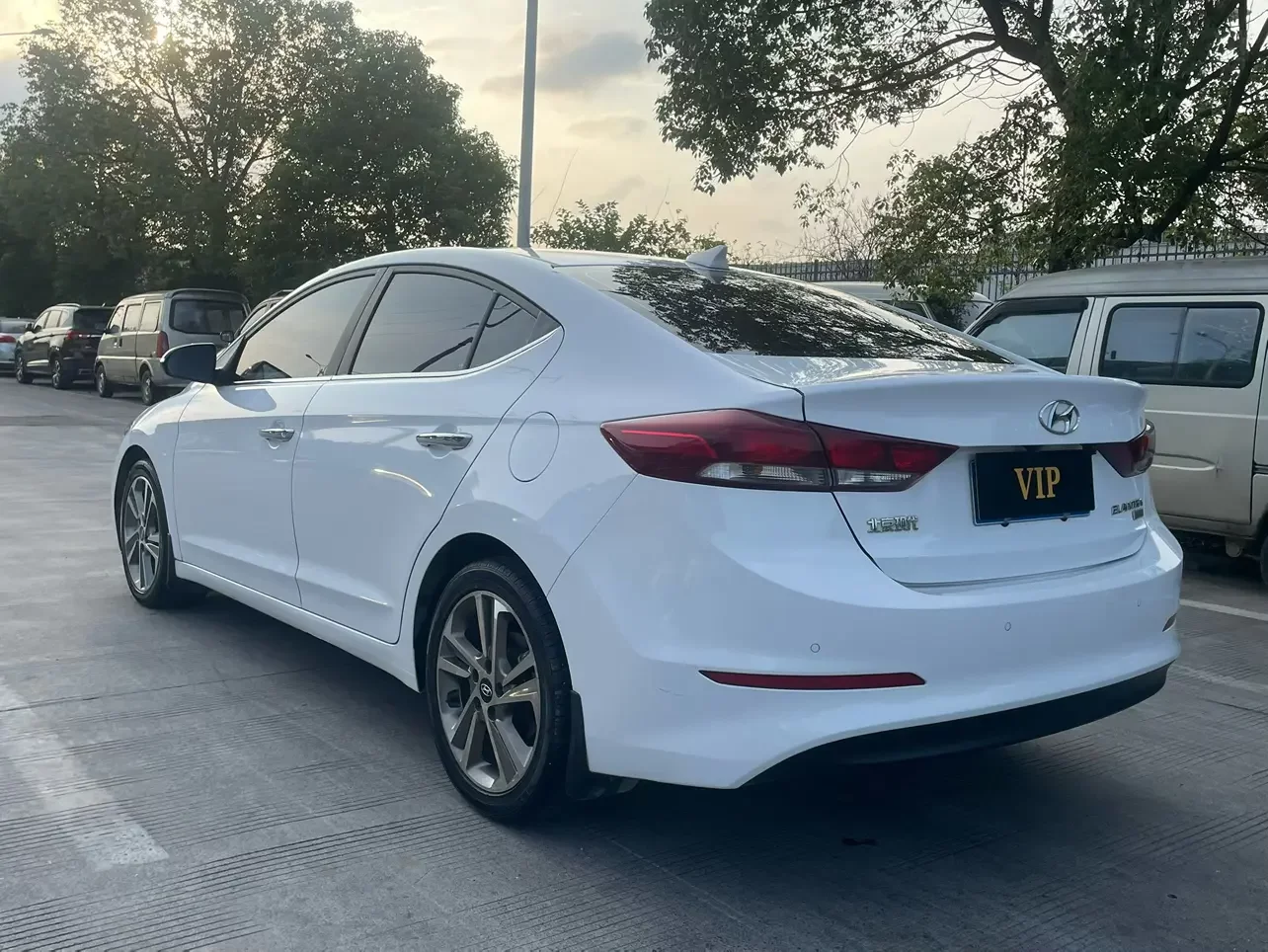 Hyundai lead