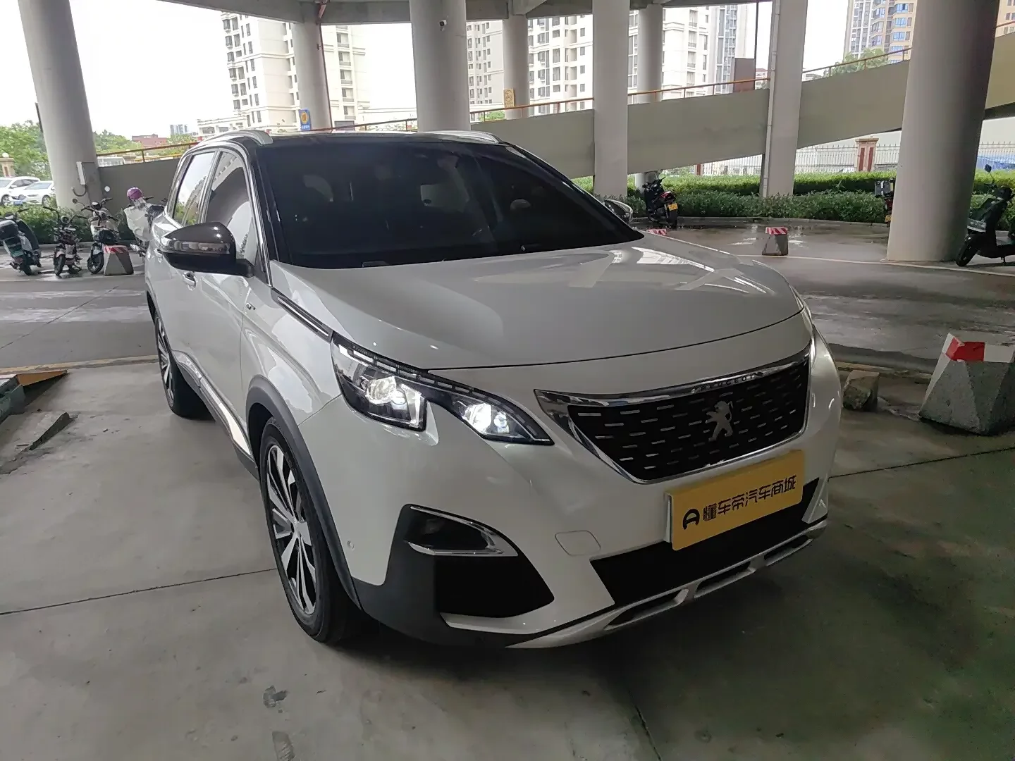 Peugeot 5008