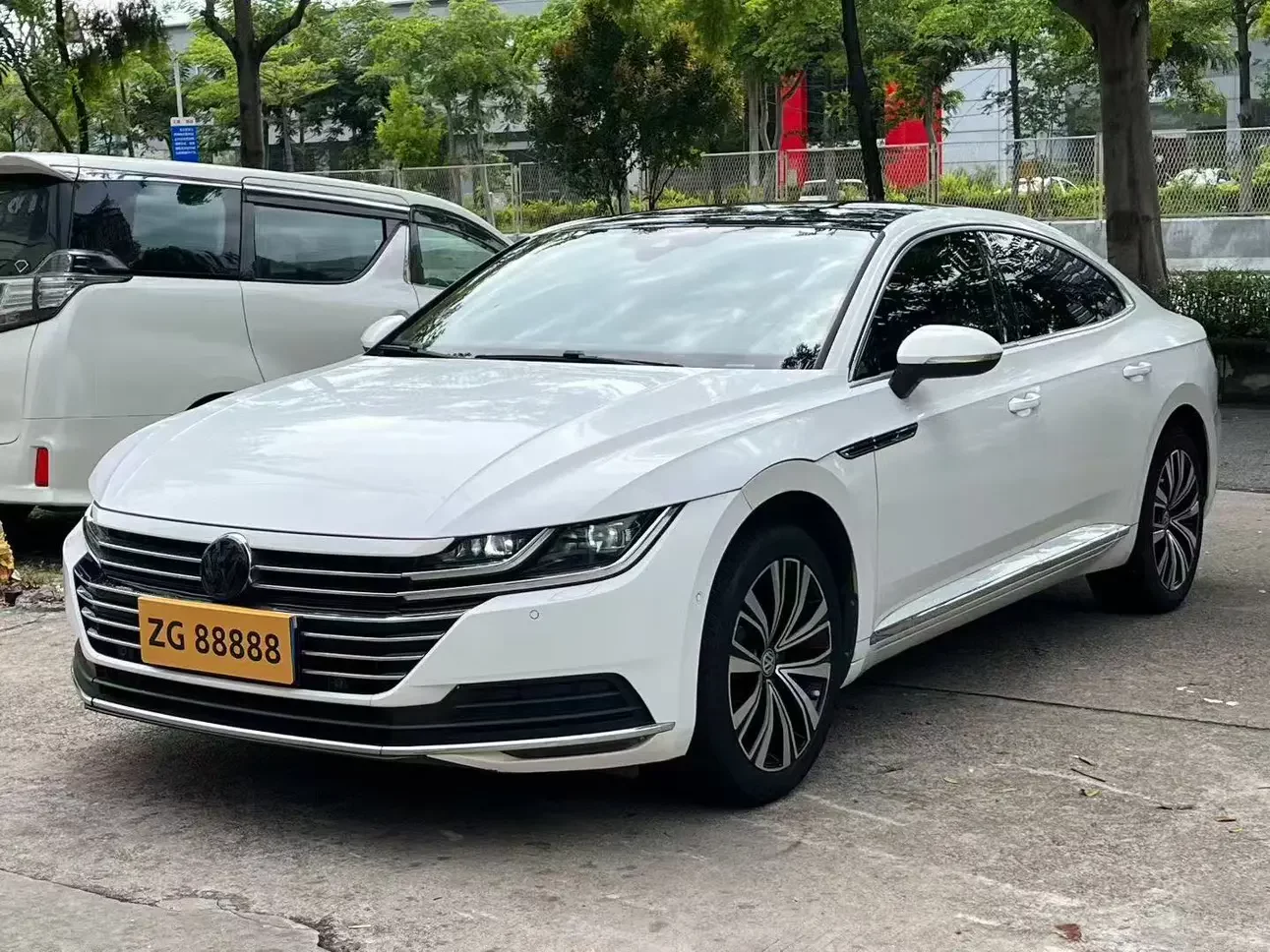 Volkswagen Arteon (CC)  из Китая