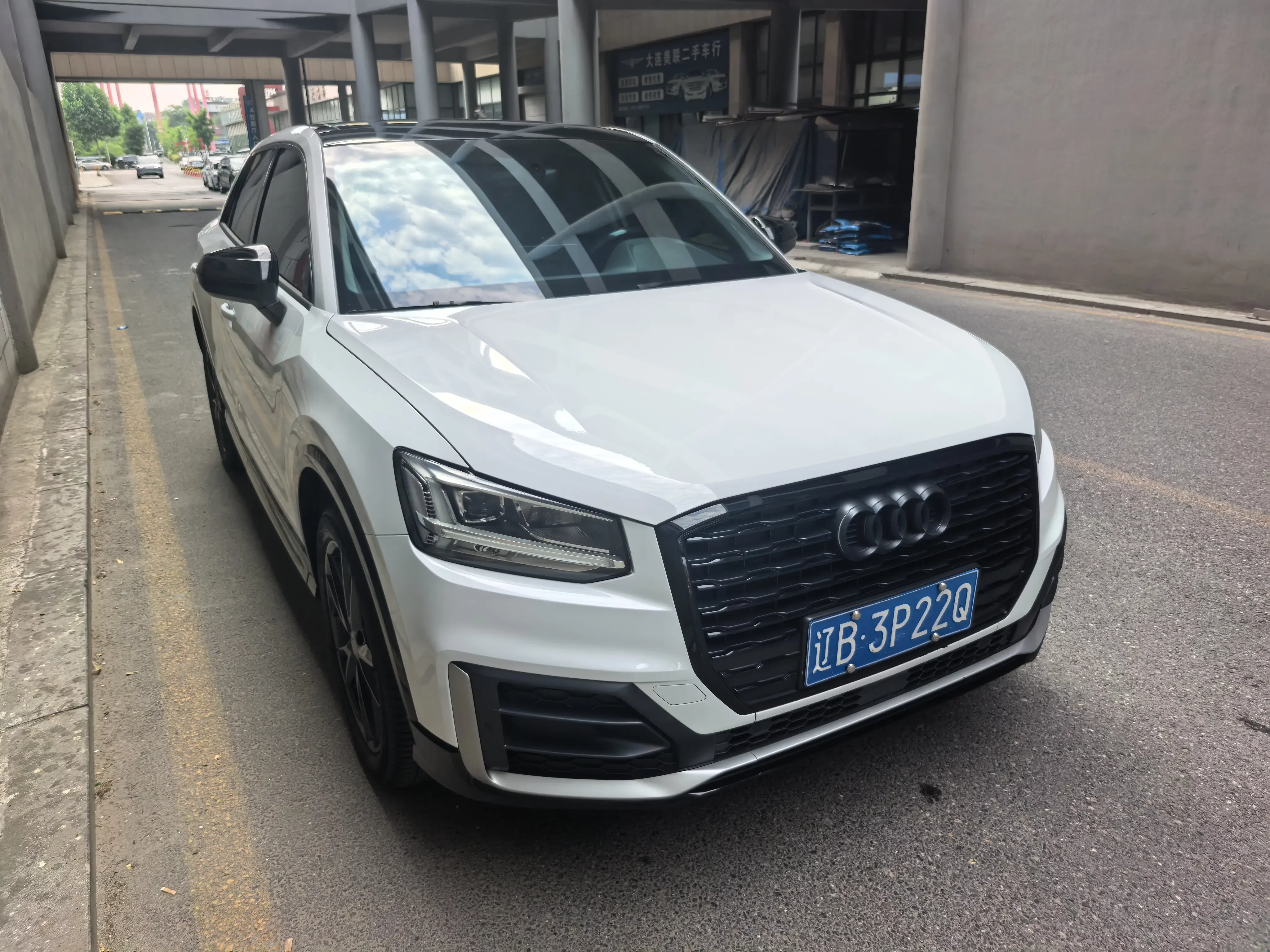 Audi Q2L