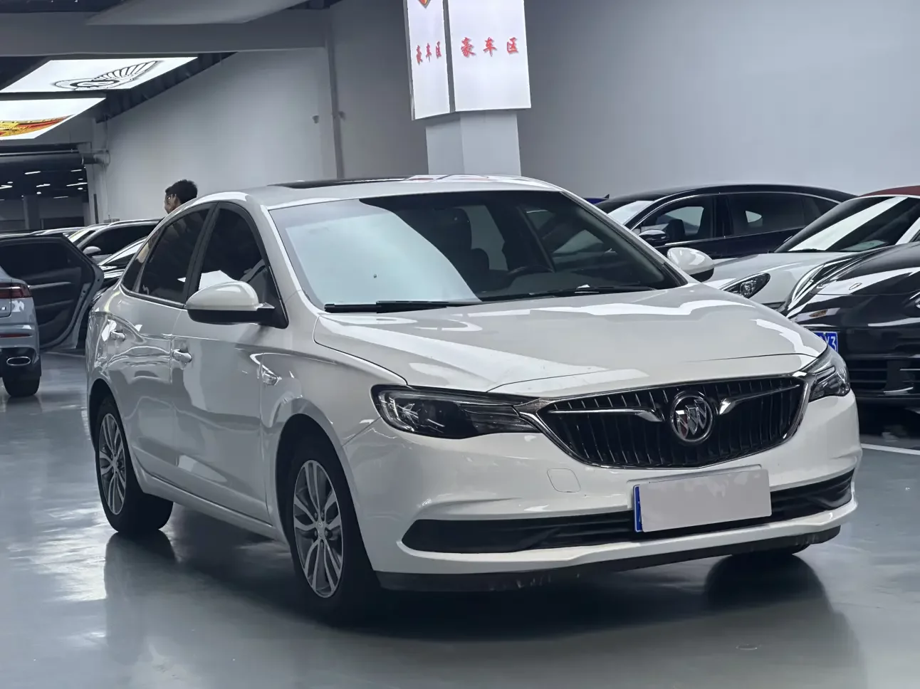 Buick Yinglang