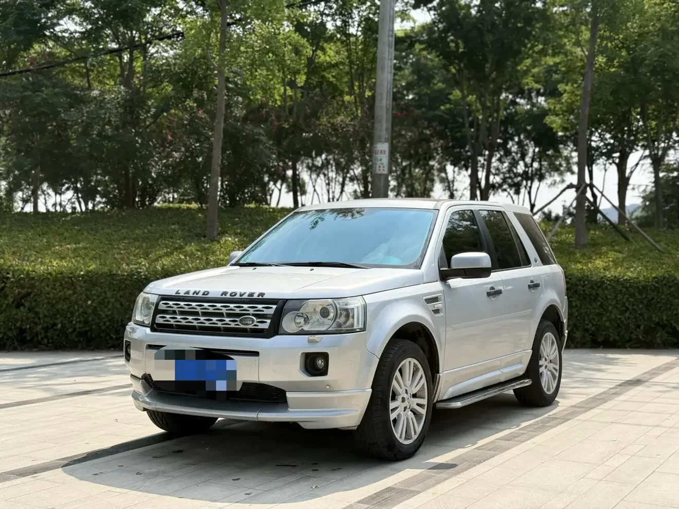 Land Rover Freelander 2