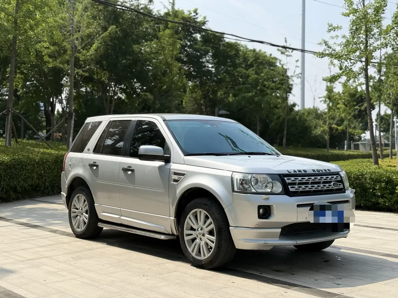 Land Rover Freelander 2
