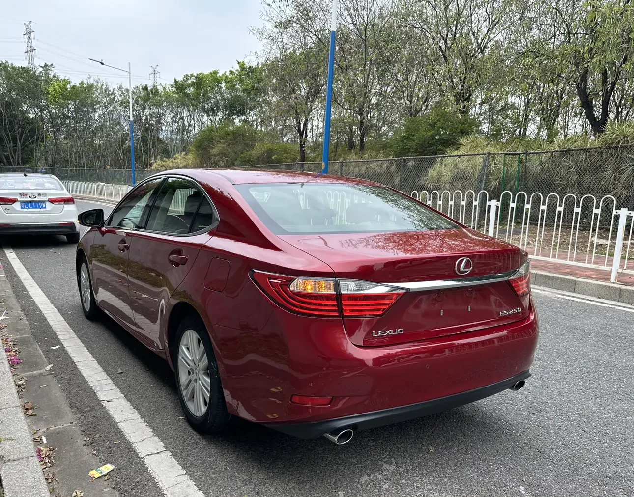 Lexus ES