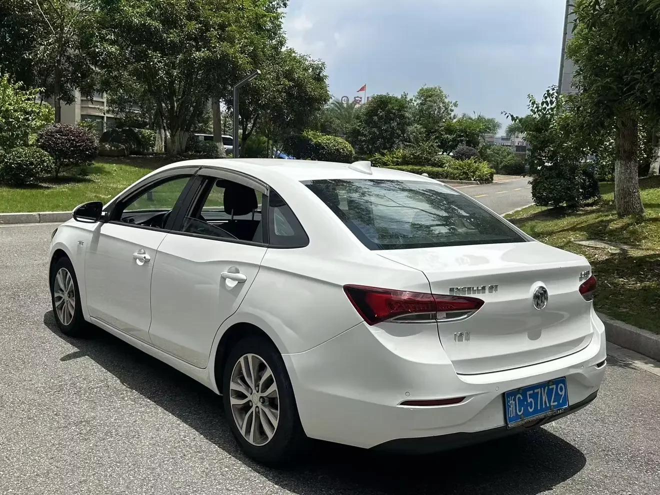 Buick Yinglang