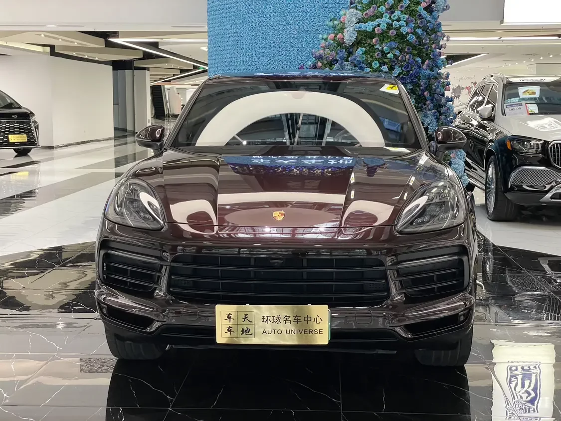 Porsche Cayenne E-Hybrid  из Китая
