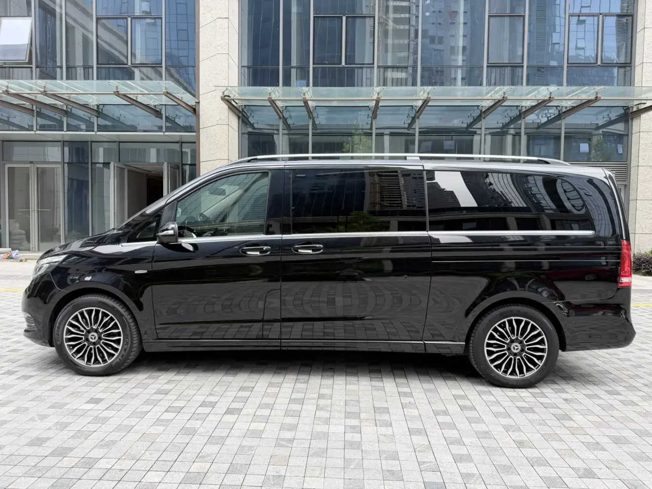 Mercedes-Benz V Class