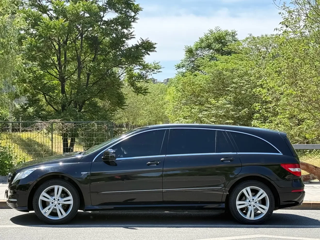 Mercedes-Benz R-Class