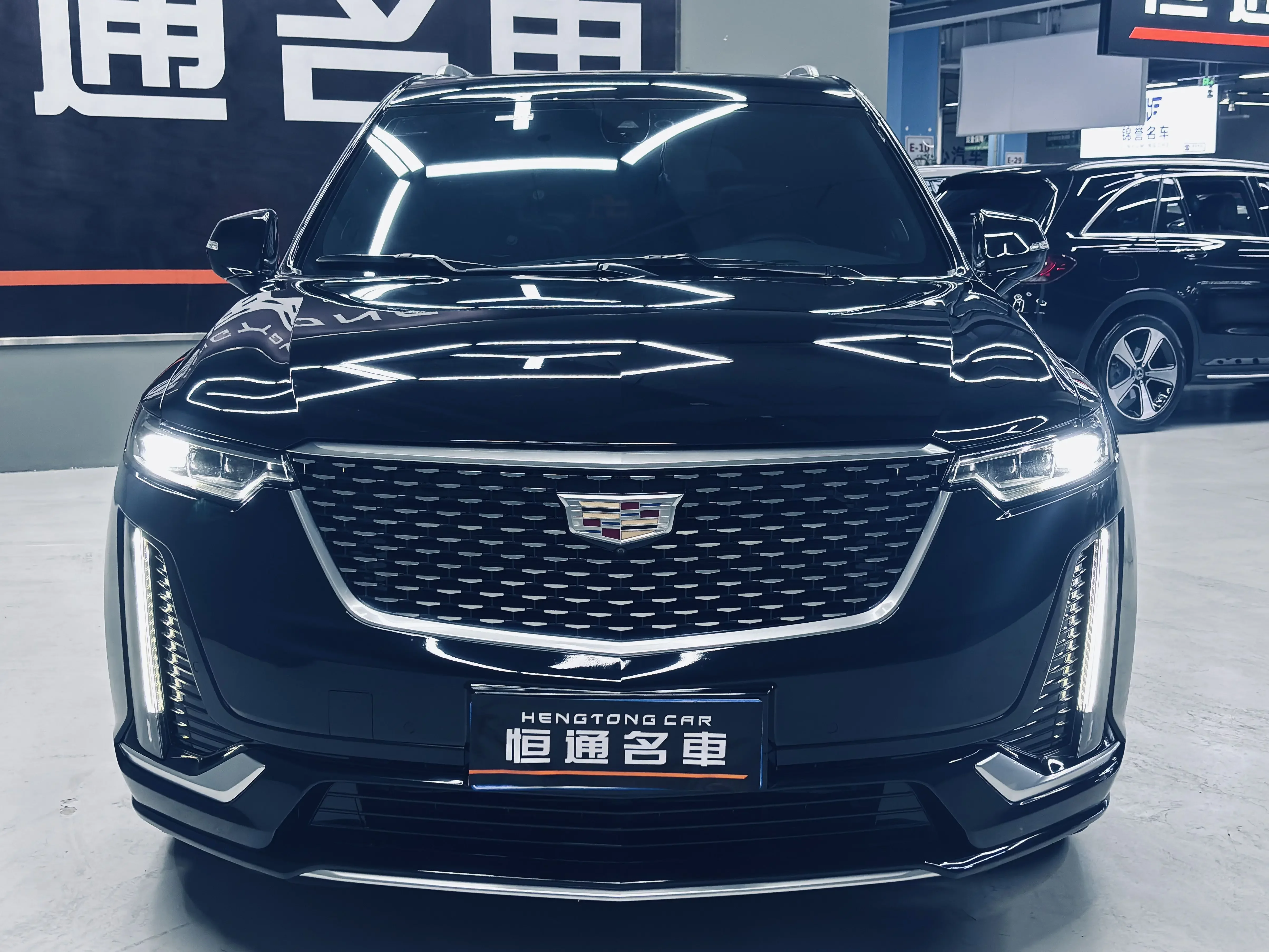 Cadillac XT6