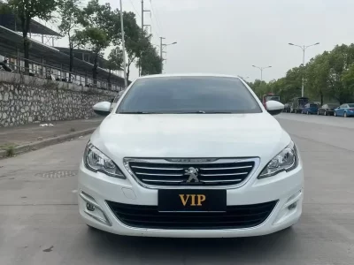 Peugeot 408