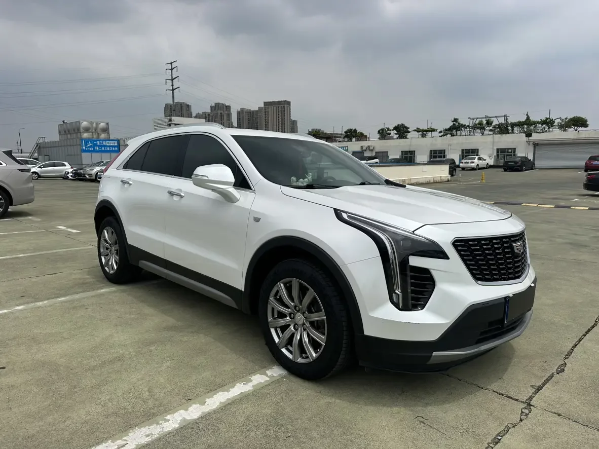 Cadillac XT4