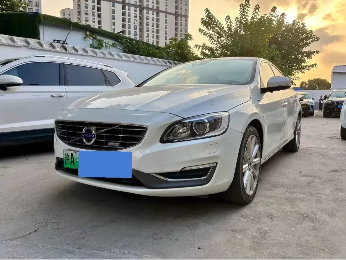 Volvo S60 PHEV