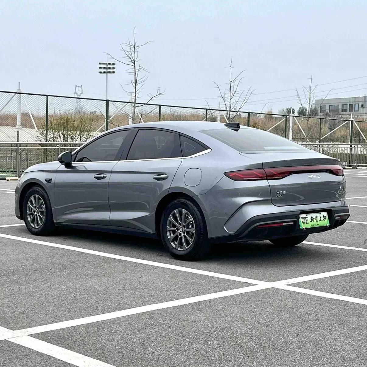 BYD Qin L DM