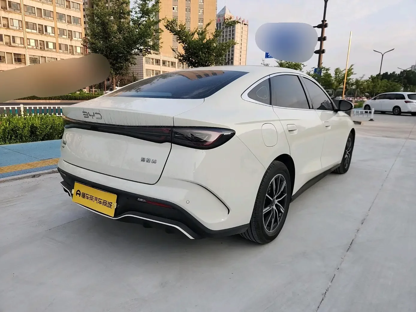 BYD Seal 06DM