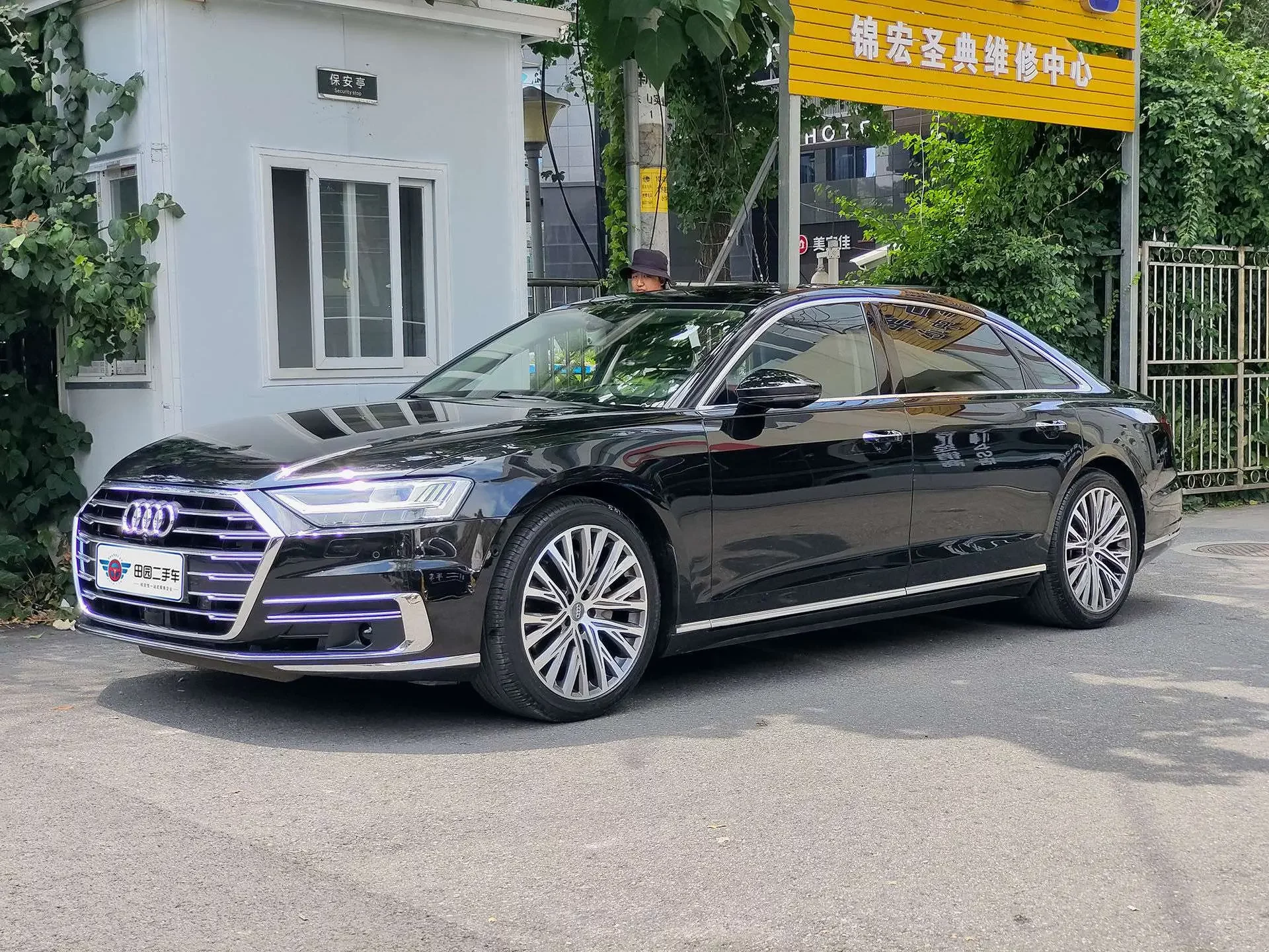 Audi A8
