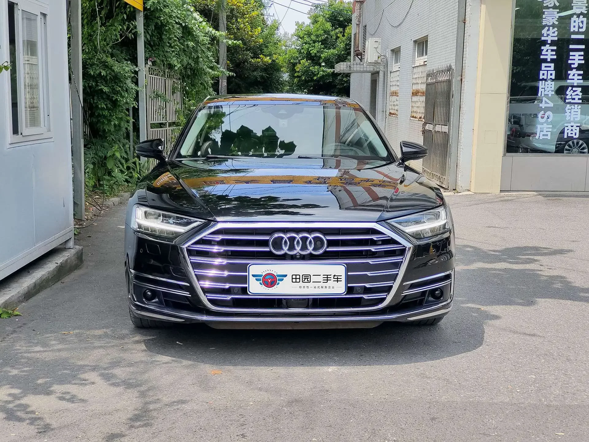 Audi A8