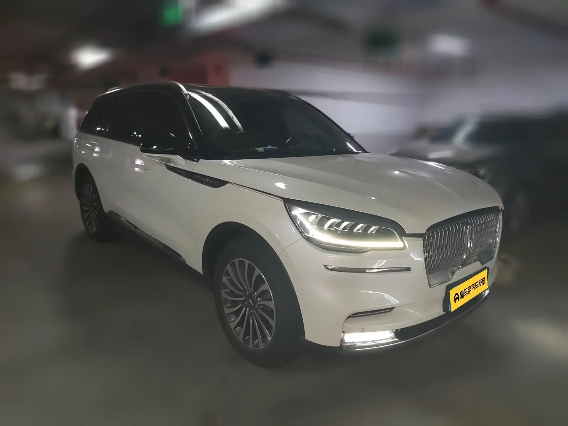 Lincoln aviator