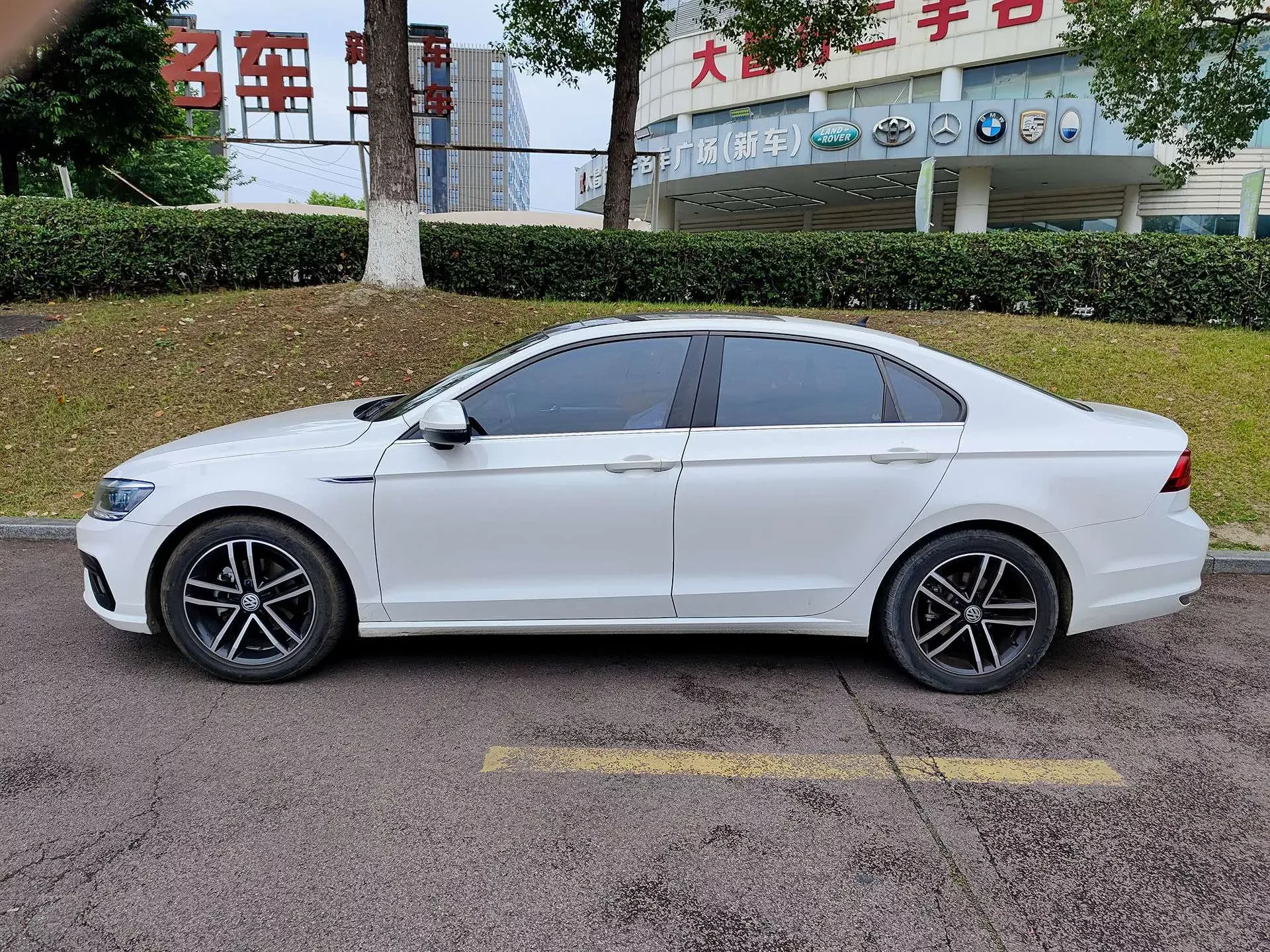 Volkswagen Lamando