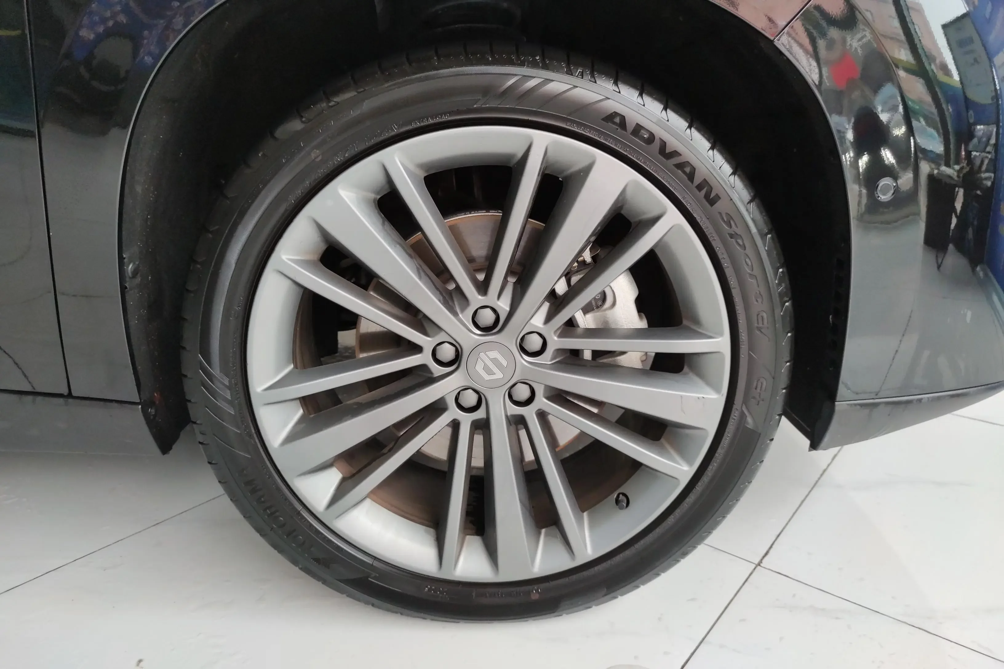 Leapmotor C16