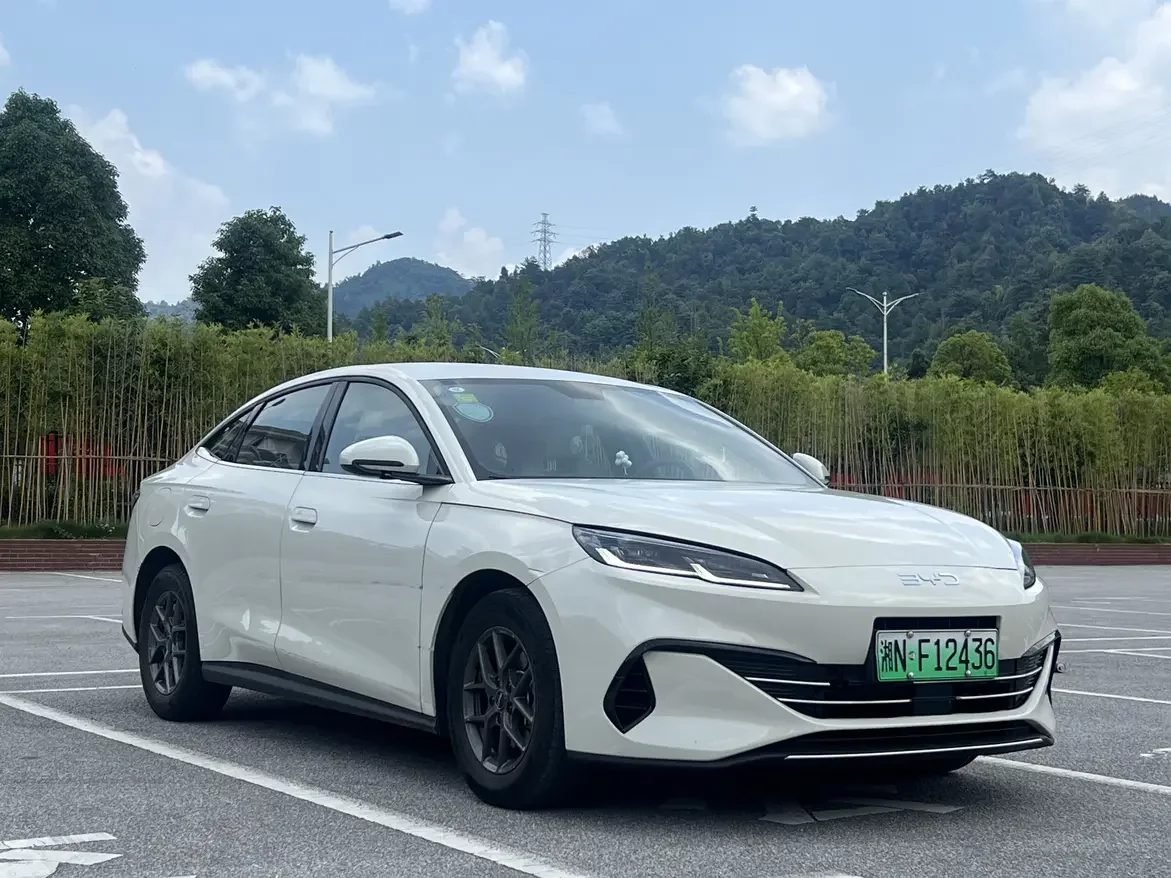 BYD Seal 06DM
