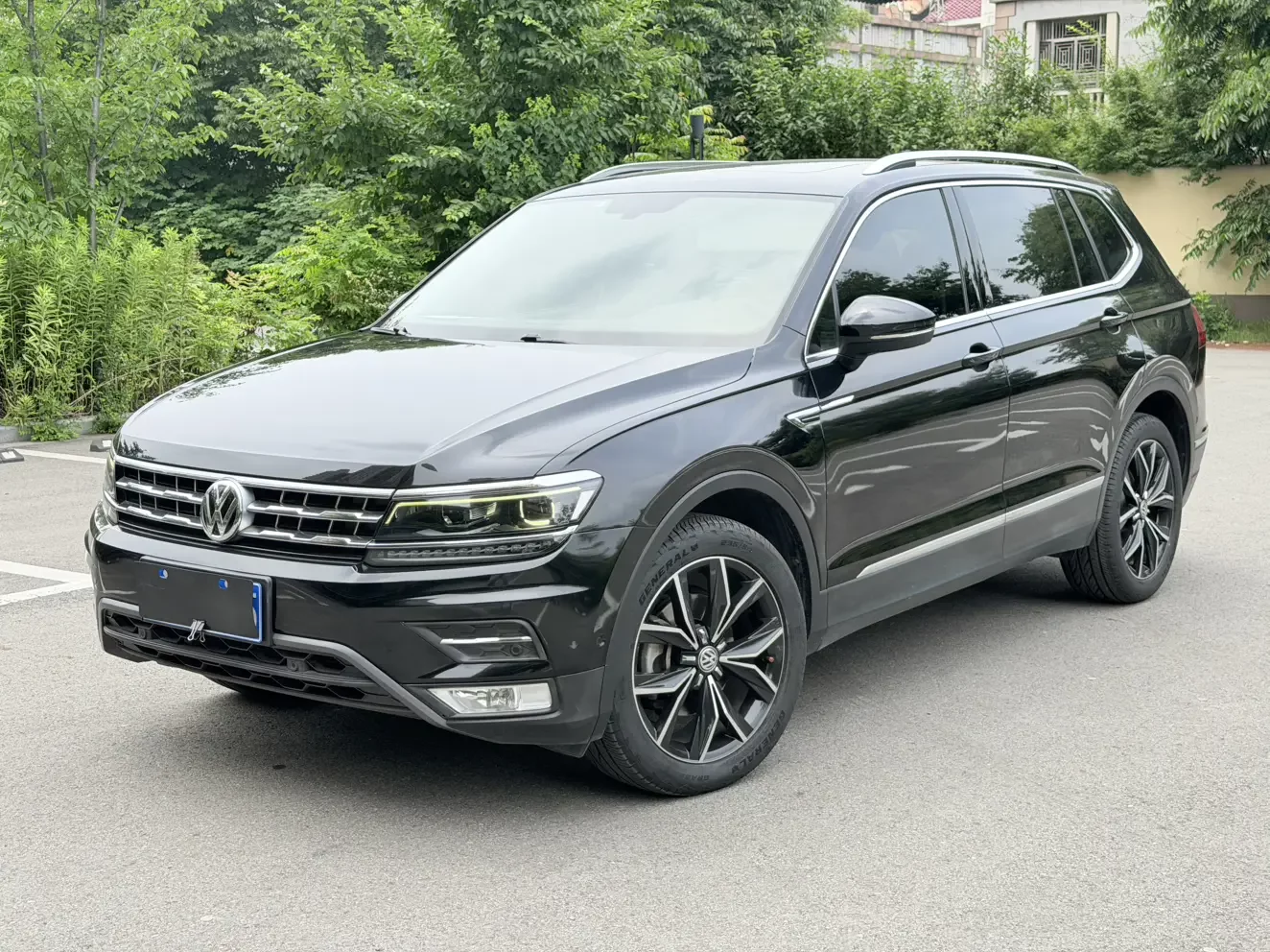 Volkswagen Tiguan L