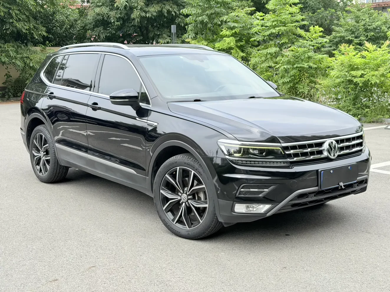Volkswagen Tiguan L