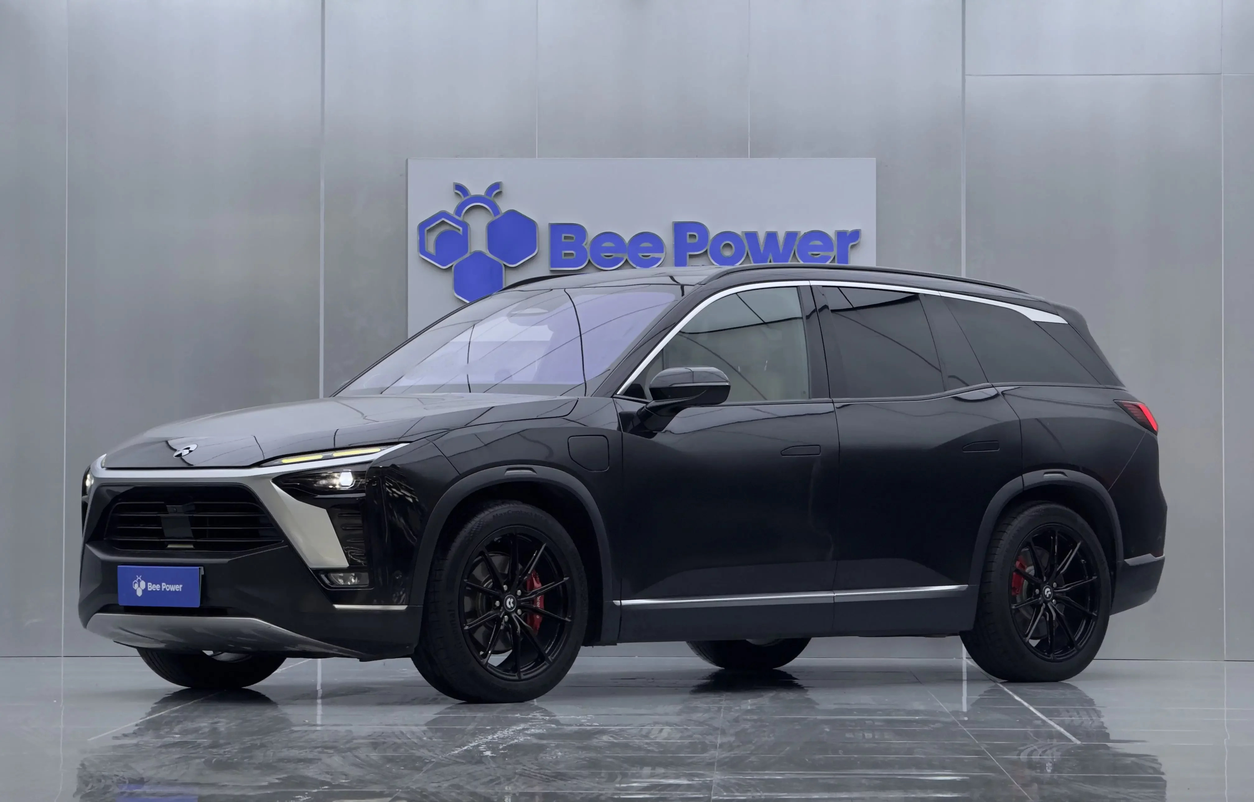 NIO ES8
